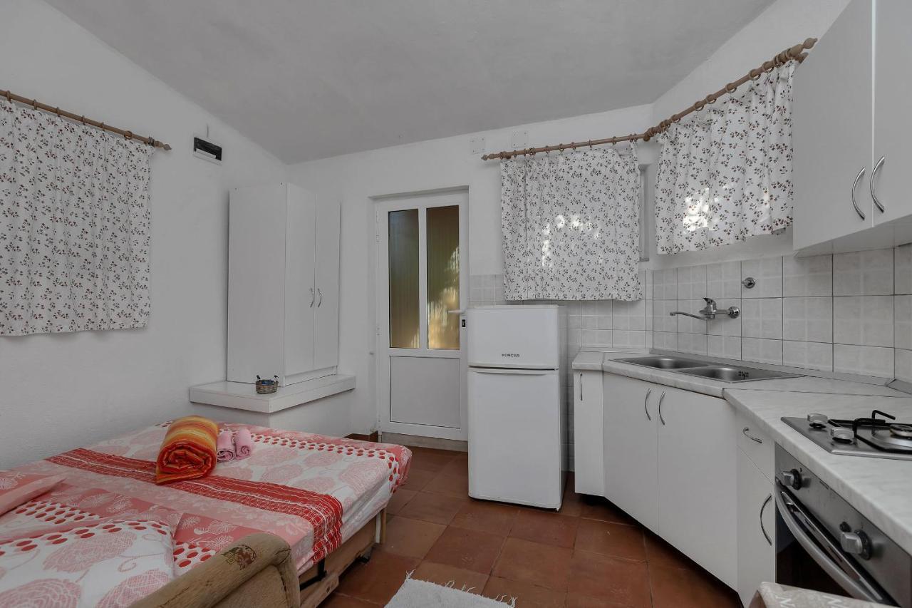Apartments Milivoj Bogomolje Εξωτερικό φωτογραφία
